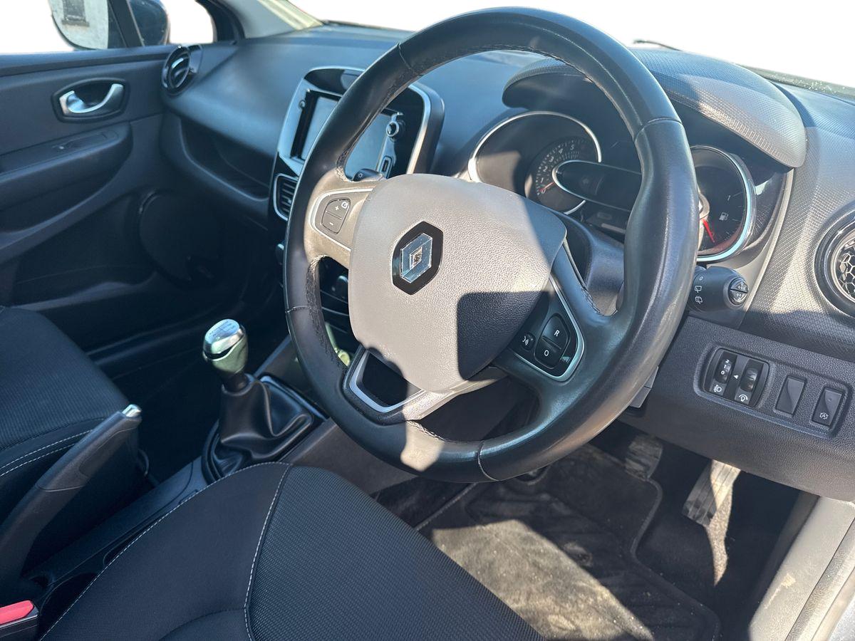 Used Renault Clio 2019 for sale - 77885363: Photo 15