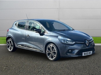 Used Renault Clio 2019 for sale - 77885363: Photo