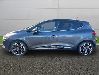 Used Renault Clio 2019 for sale - 77885363: Photo