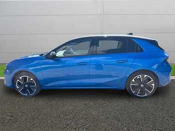 Used Vauxhall Astra 2023 for sale - 78302688: Photo