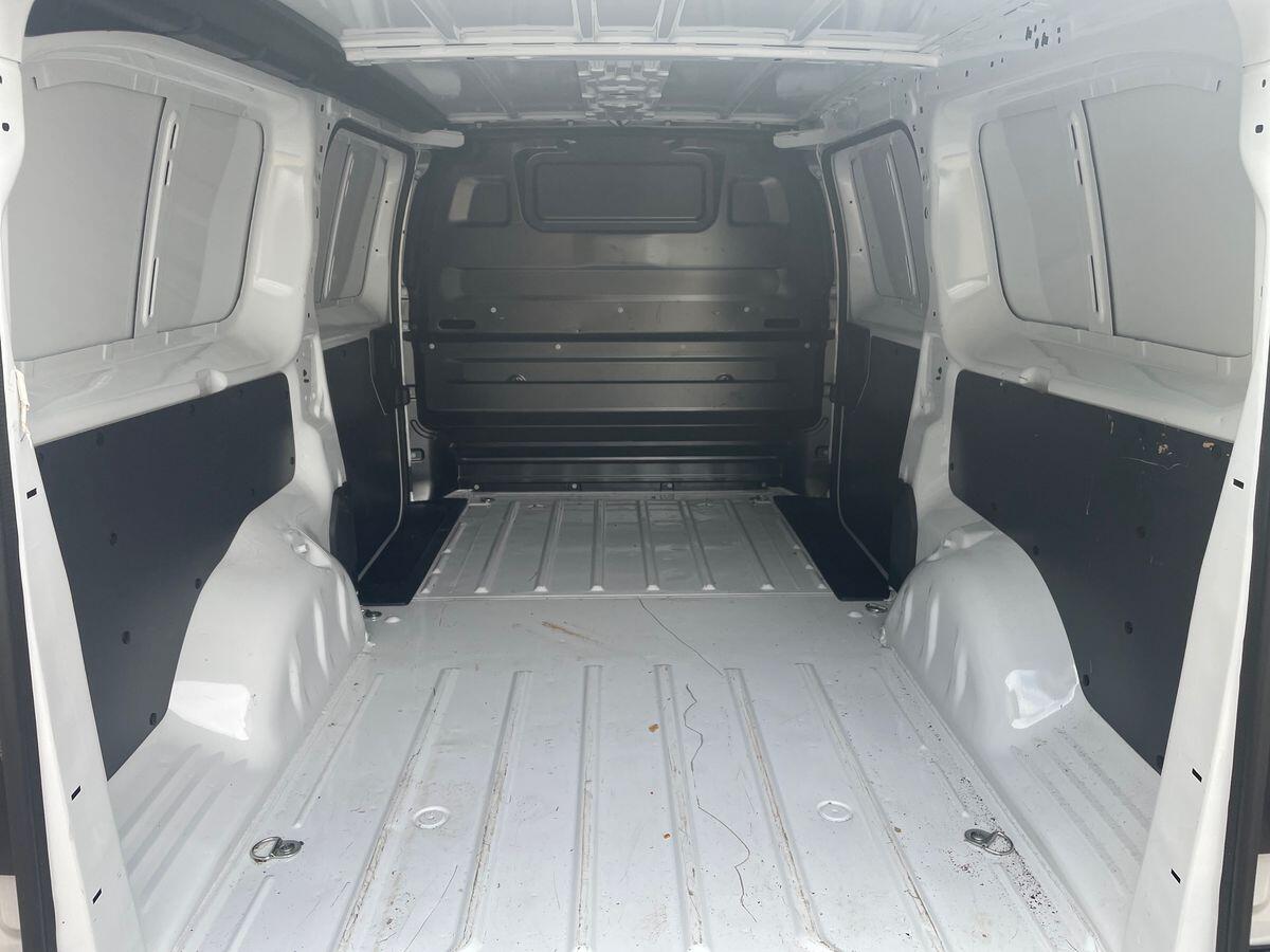 Used Vauxhall Vivaro 2024 for sale - 76716989: Photo 12