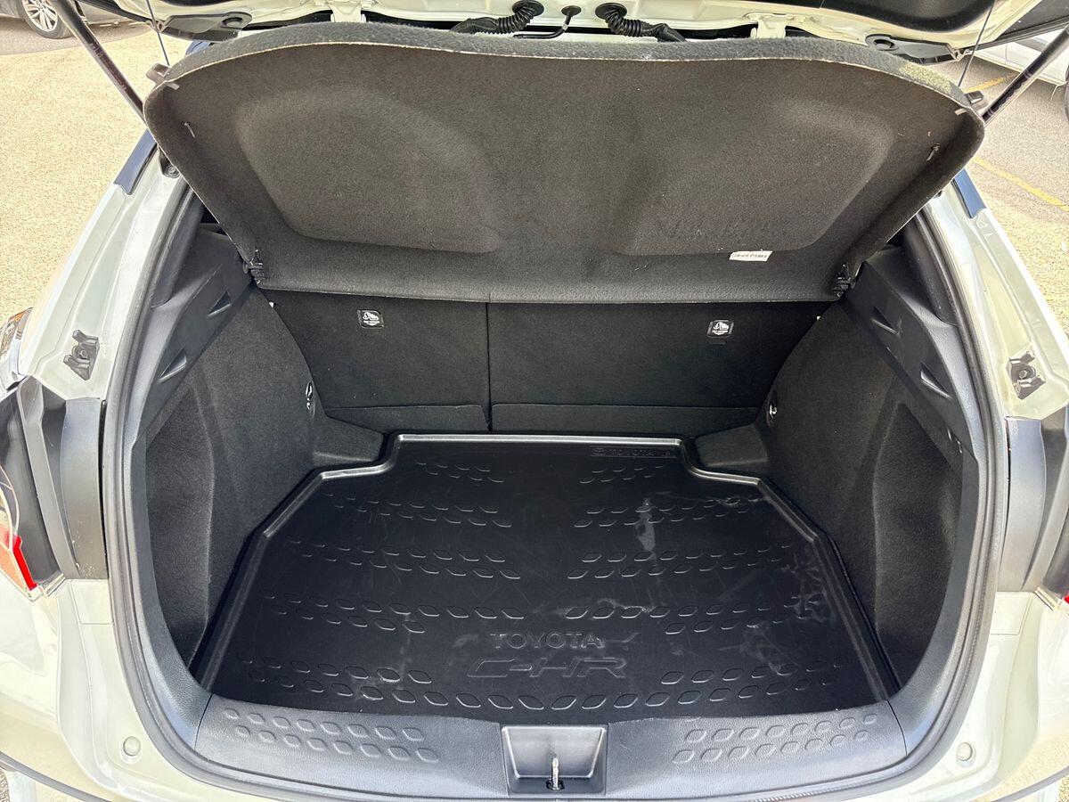 Used Toyota C-HR 2019 for sale - 76716988: Photo 12