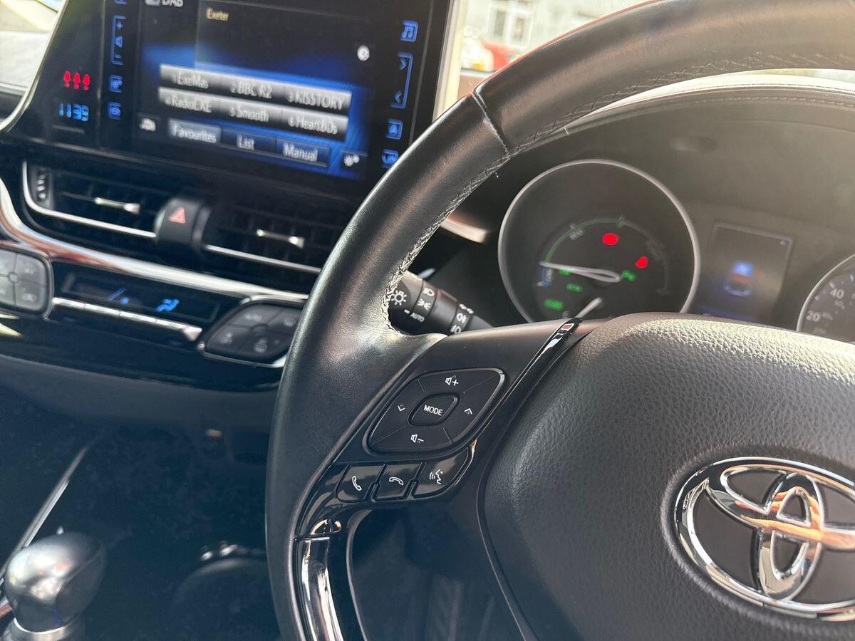 Used Toyota C-HR 2019 for sale - 76716988: Photo 16