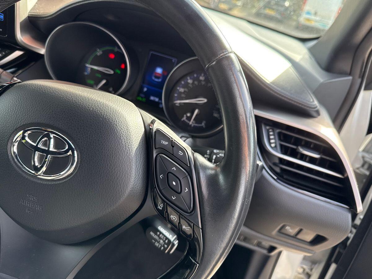 Used Toyota C-HR 2019 for sale - 76716988: Photo 17