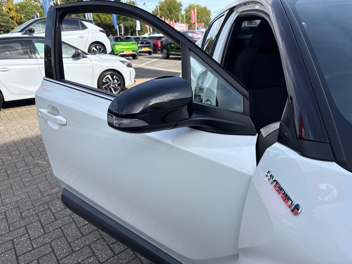 Used Toyota C-HR 2019 for sale - 76716988: Photo 22