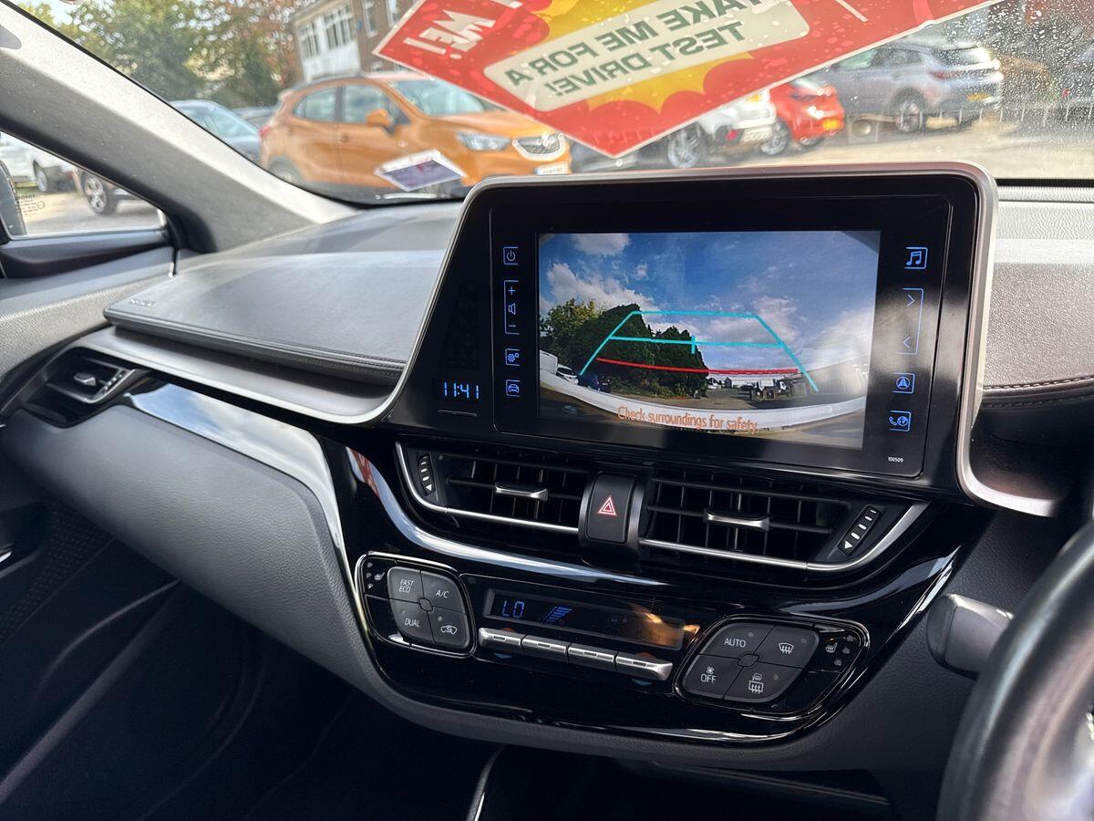 Used Toyota C-HR 2019 for sale - 76716988: Photo 24