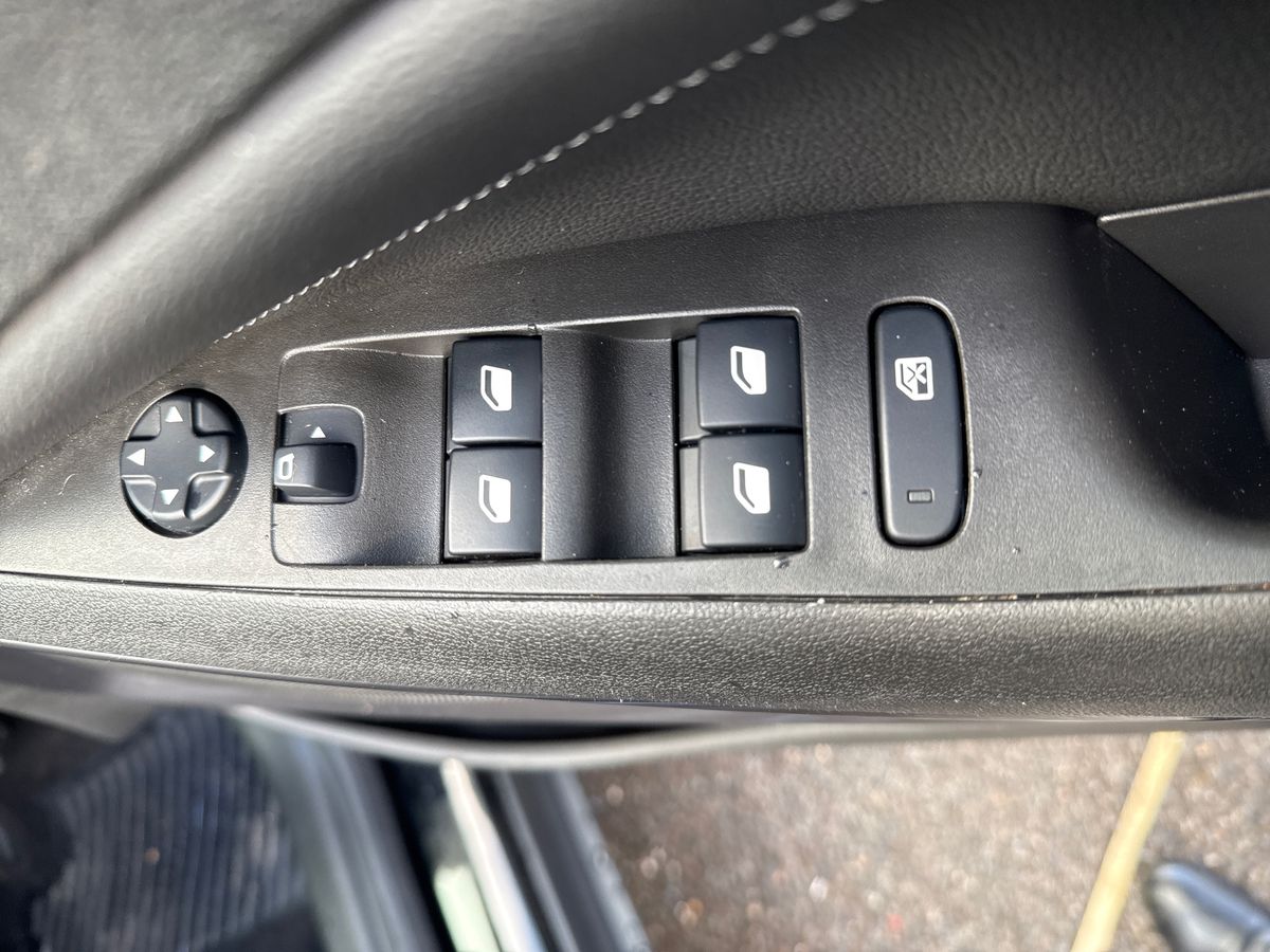 Used Vauxhall Crossland 2021 for sale - 77885318: Photo 20