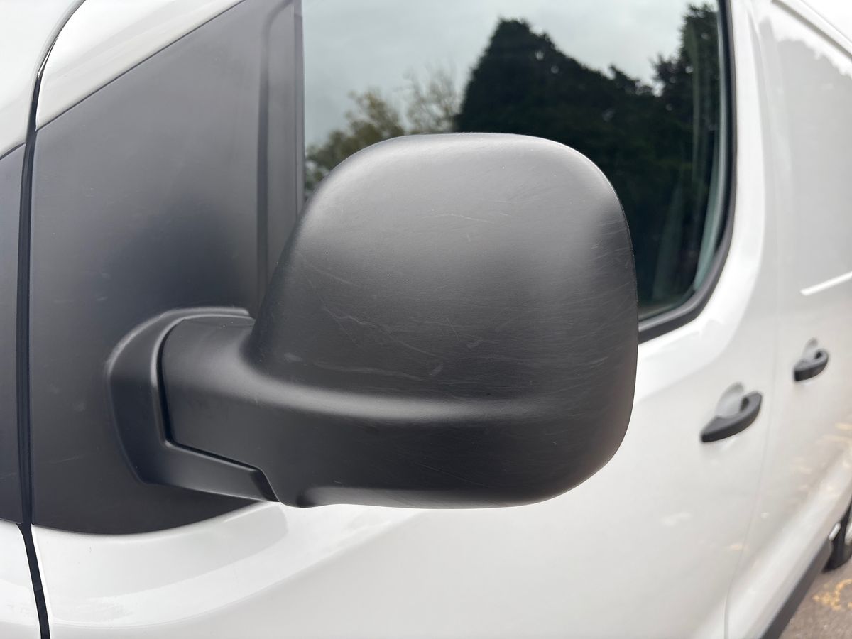 Used Vauxhall Vivaro 2024 for sale - 77256350: Photo 21