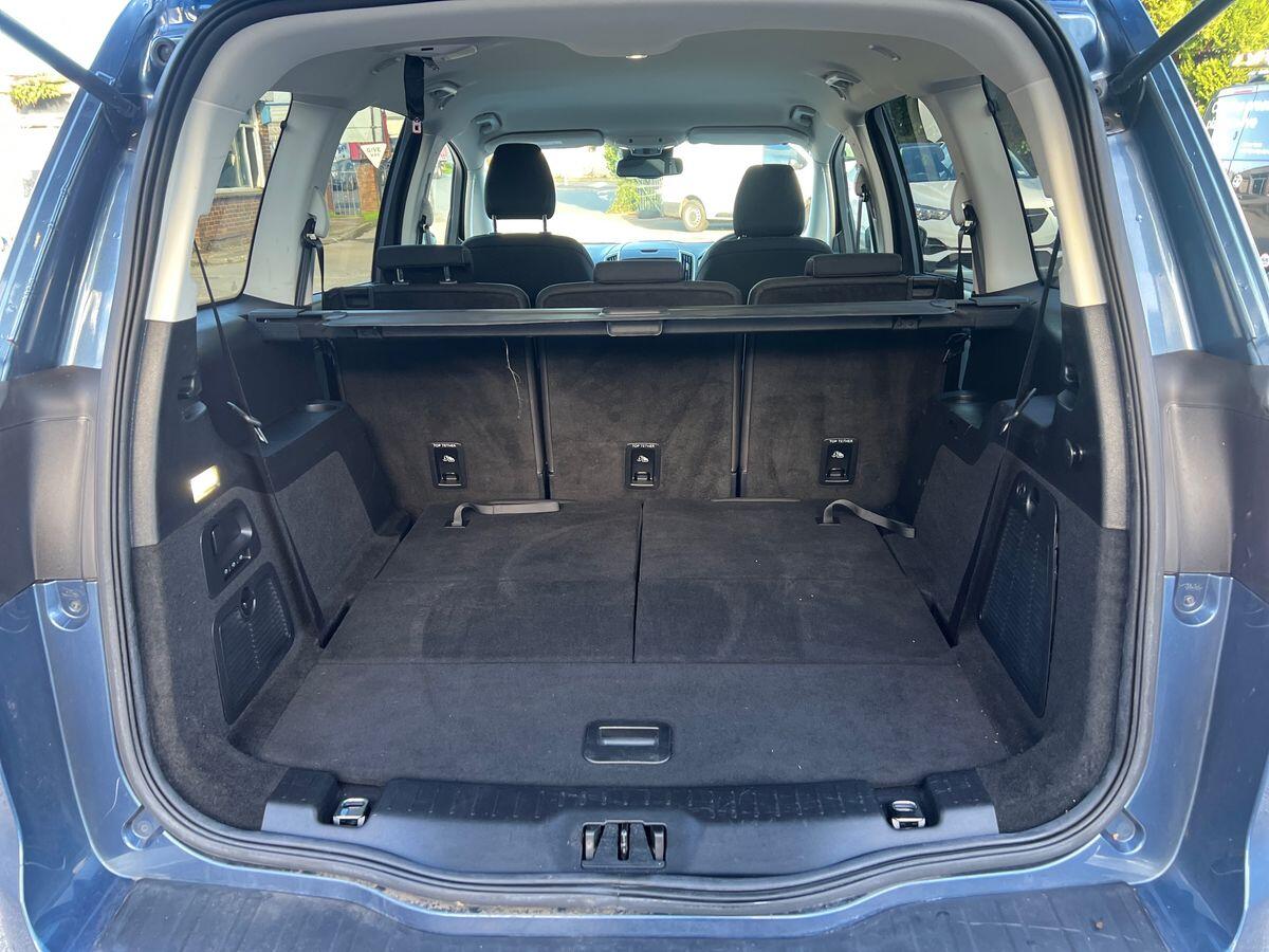 Used Ford Galaxy 2018 for sale - 76716979: Photo 12