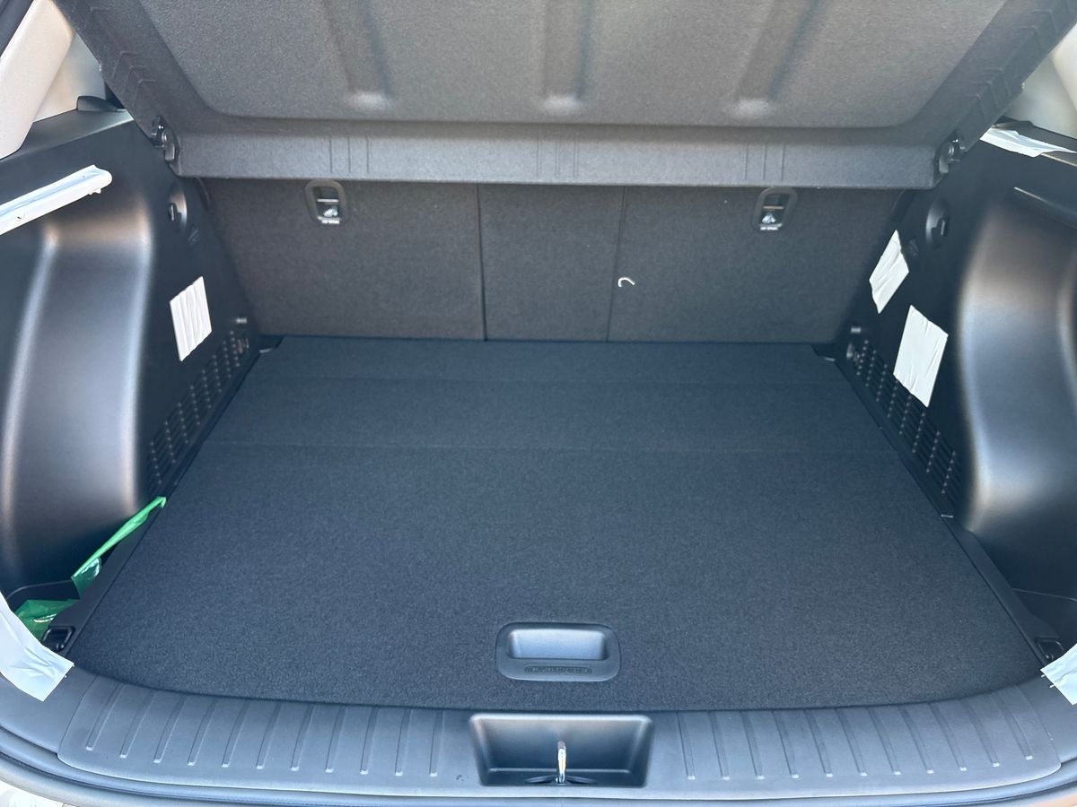 Used Hyundai KONA 2025 for sale - 77002883: Photo 12