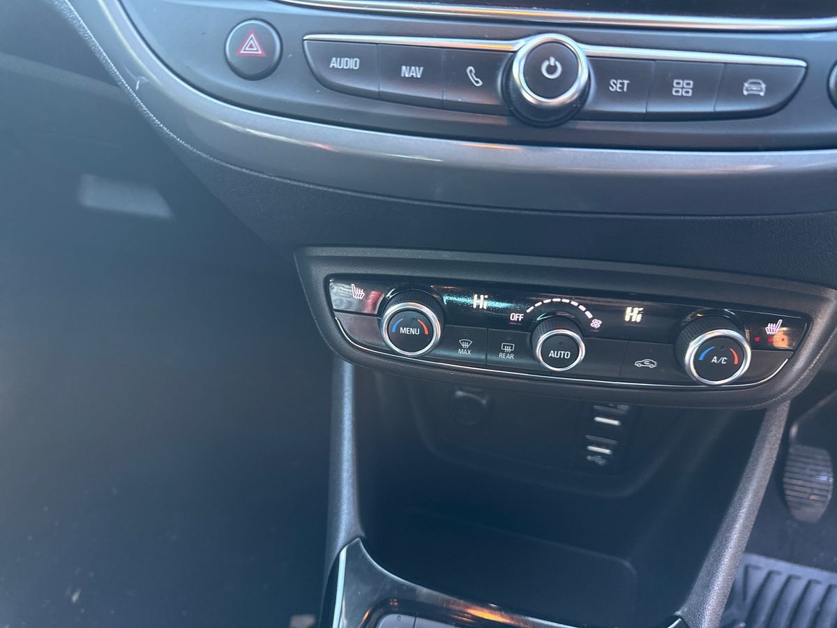 Used Vauxhall Crossland 2022 for sale - 77232145: Photo 18