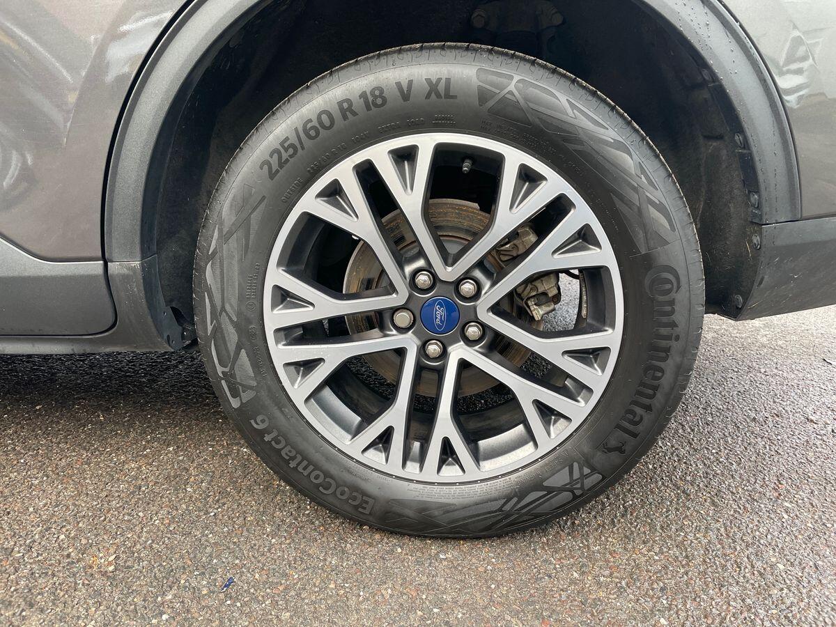 Used Ford Kuga 2023 for sale - 76716987: Photo 9