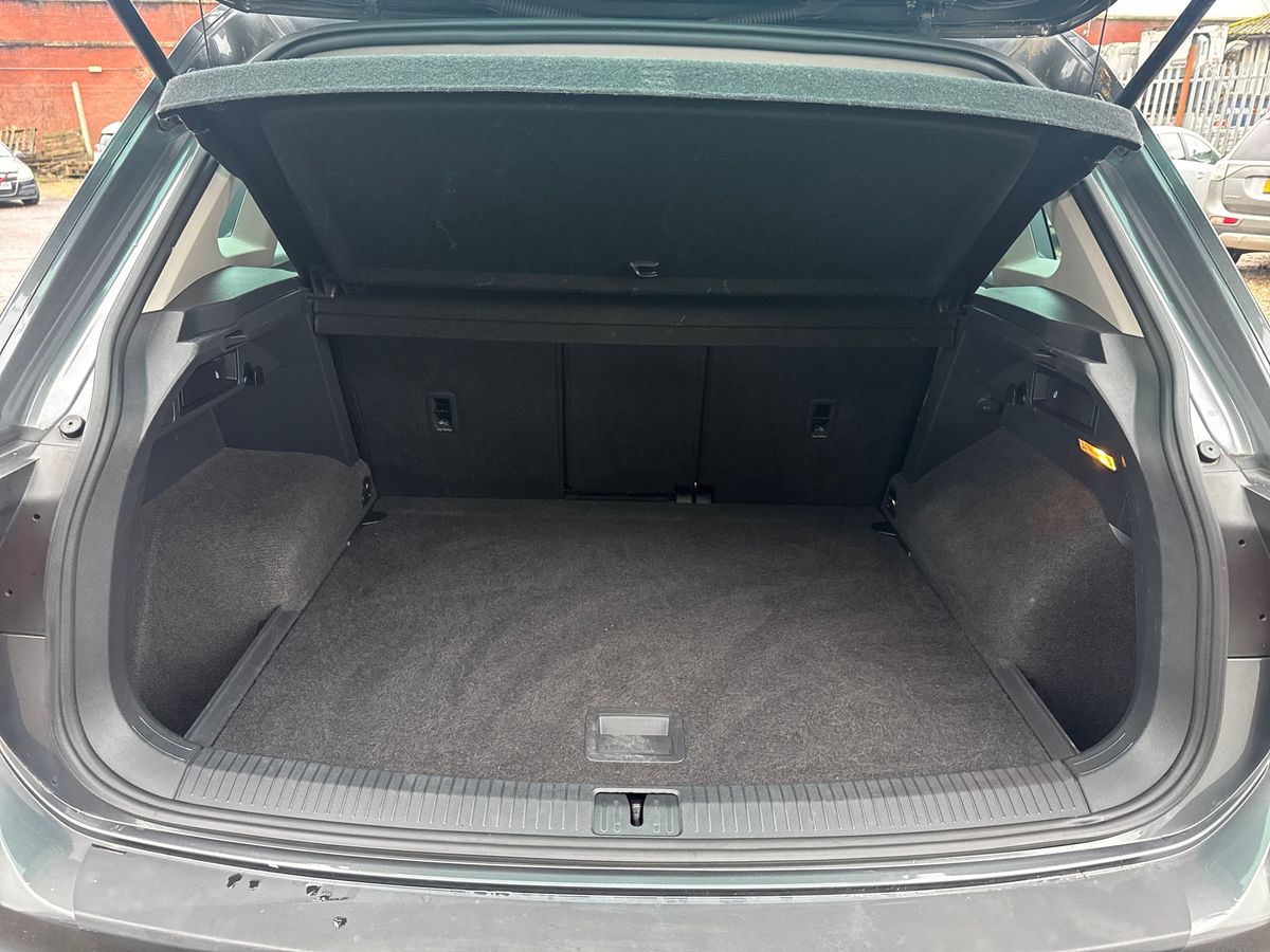 Used Volkswagen Tiguan 2018 for sale - 77428037: Photo 12