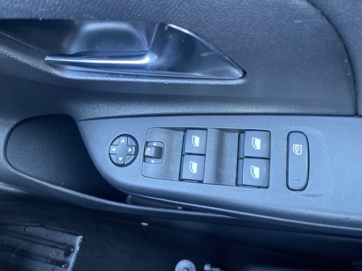 Used Vauxhall Corsa 2023 for sale - 78117739: Photo 20