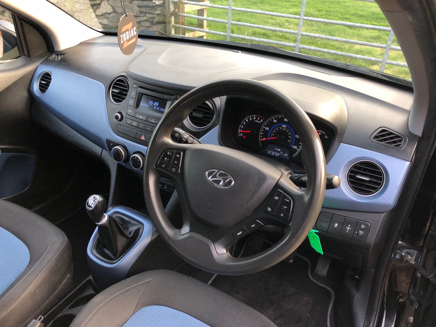 Used Hyundai i10 2015 for sale - 77792999: Photo 10