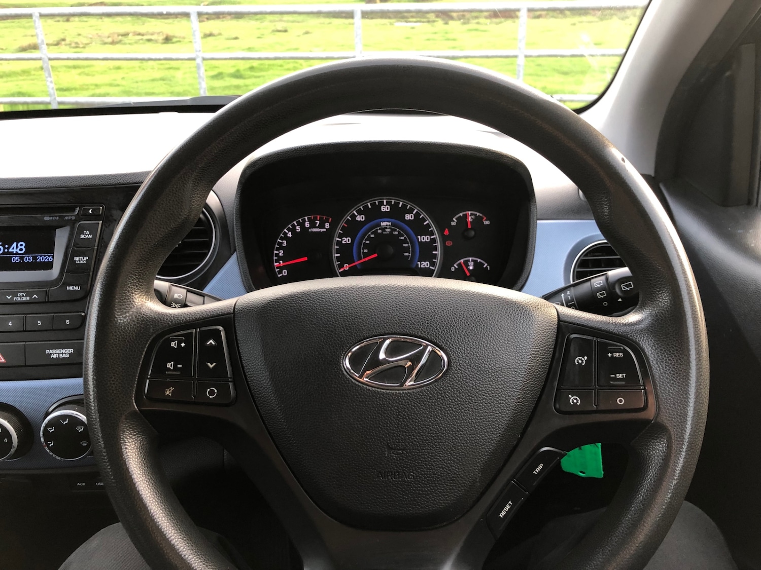 Used Hyundai i10 2015 for sale - 77792999: Photo 18