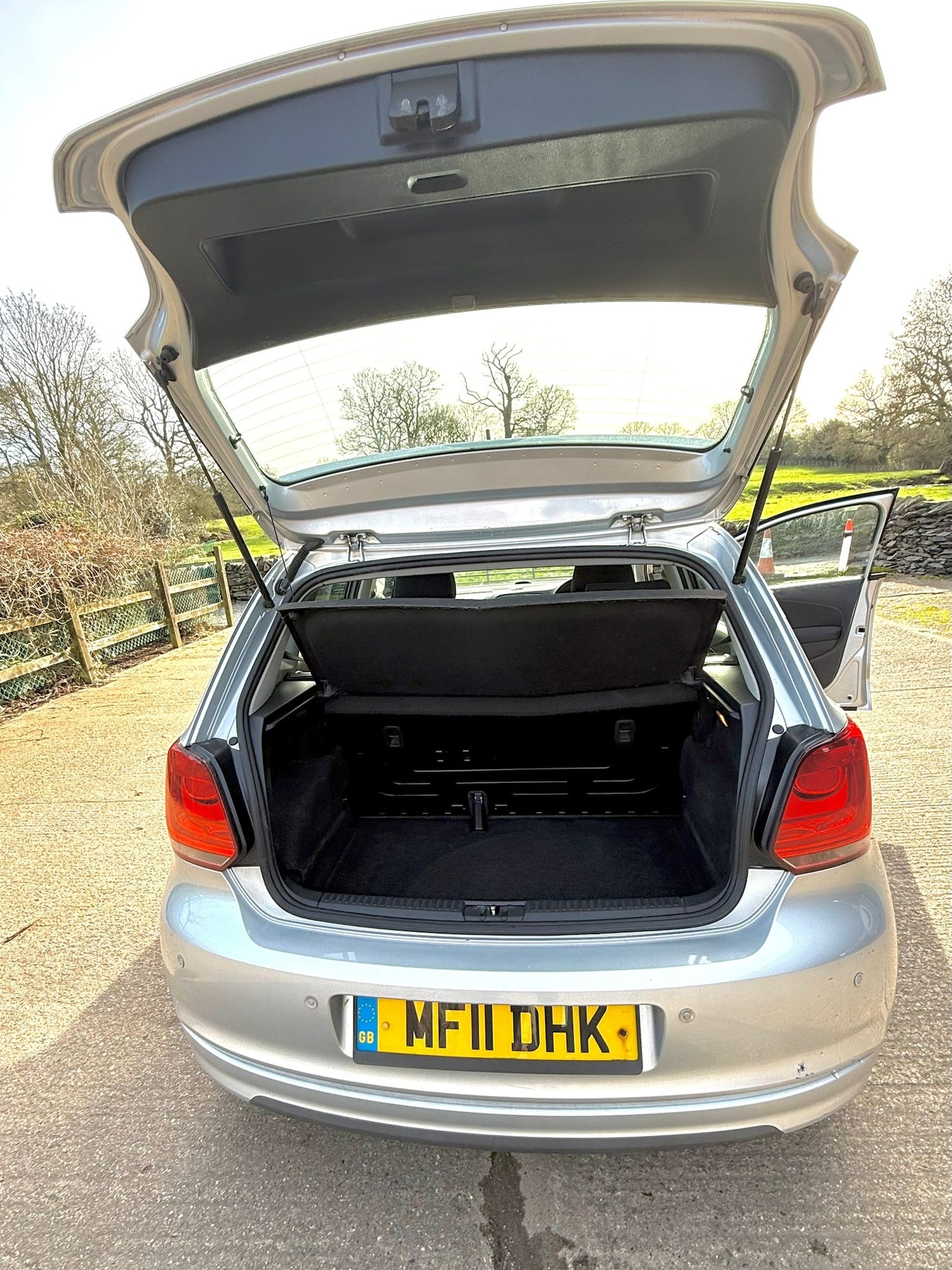 Used Volkswagen Polo 2011 for sale - 77573087: Photo 11