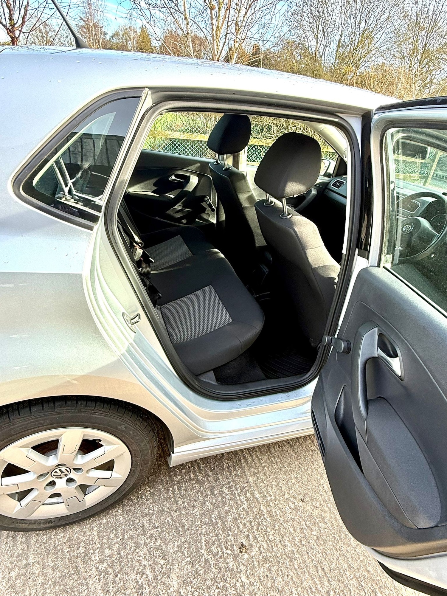 Used Volkswagen Polo 2011 for sale - 77573087: Photo 14