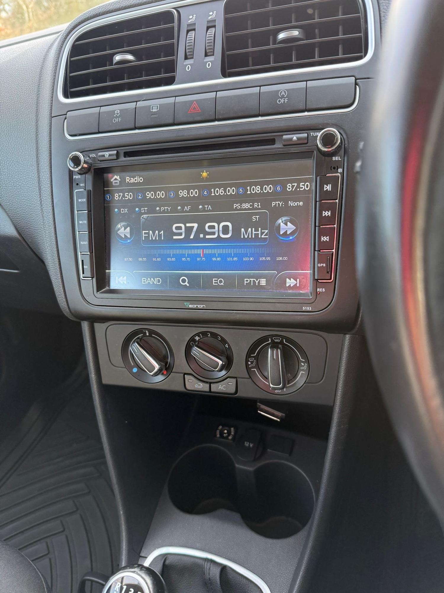 Used Volkswagen Polo 2011 for sale - 77573087: Photo 8