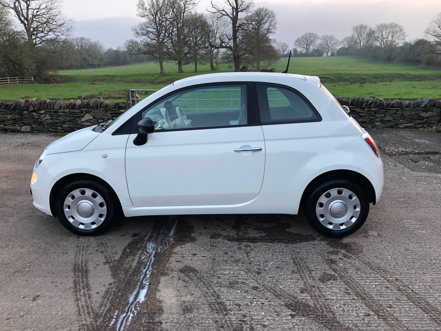 Used Fiat 500 2015 for sale - 77950707: Photo 2