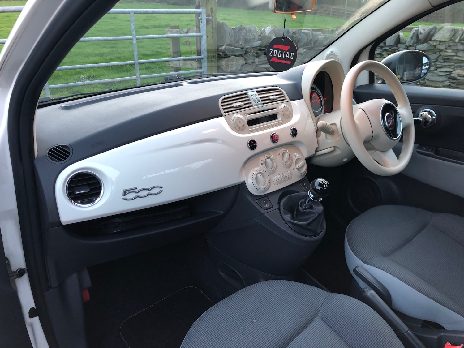 Used Fiat 500 2015 for sale - 77950707: Photo 9
