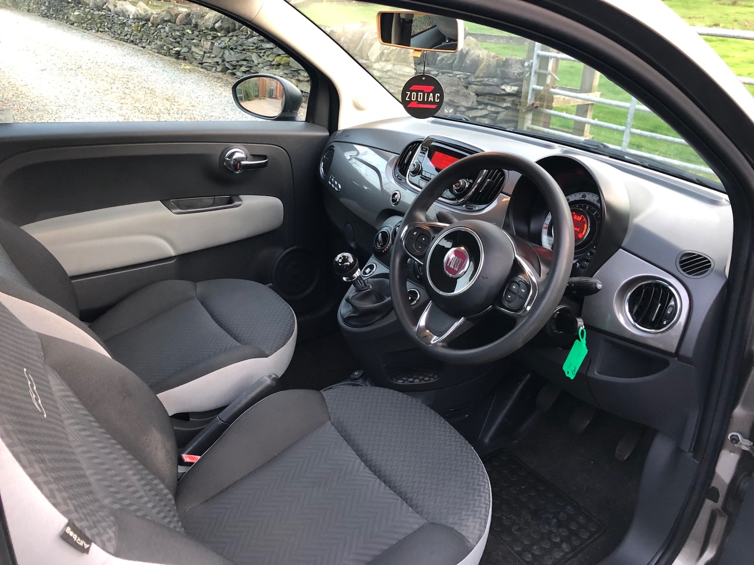 Used Fiat 500 2016 for sale - 77890379: Photo 6