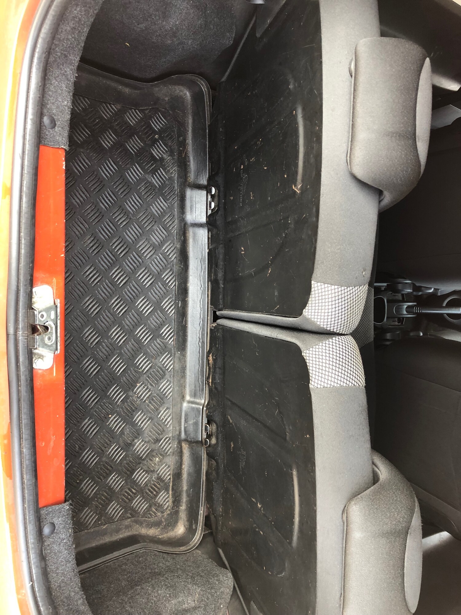 Used Toyota AYGO 2012 for sale - 78105652: Photo 7