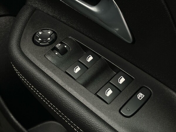 Used Vauxhall Mokka 2023 for sale - 76035417: Photo 21