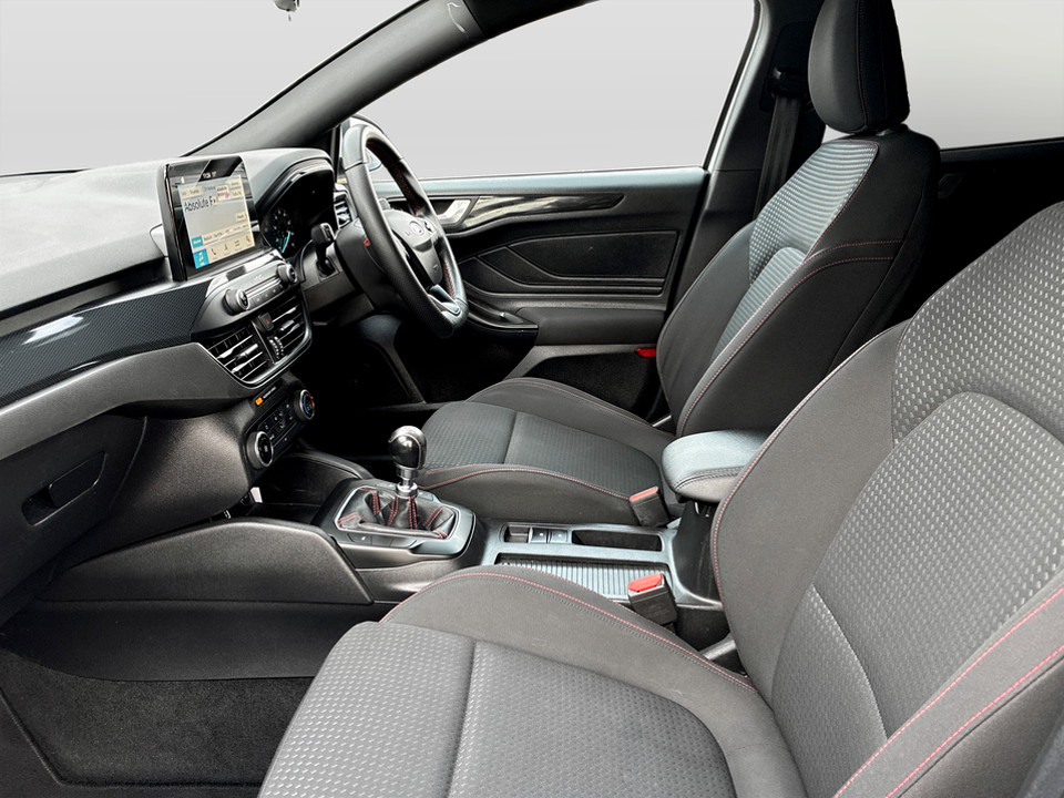 Used Ford Focus 2018 for sale - 77639652: Photo 13