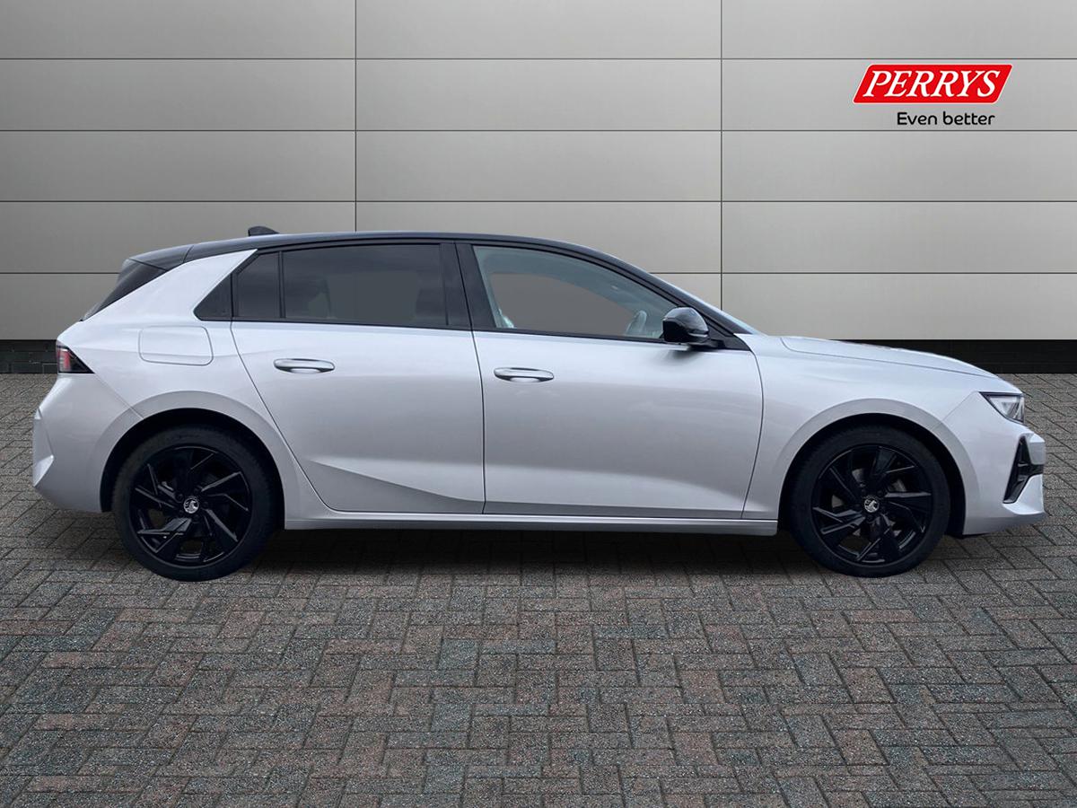 Used Vauxhall Astra 2023 for sale - 76142237: Photo 3