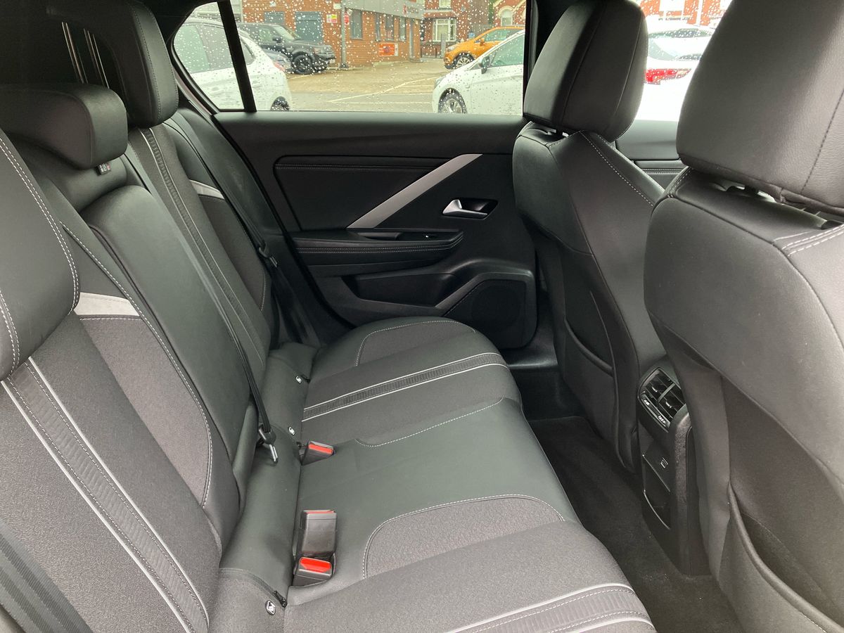 Used Vauxhall Astra 2023 for sale - 76142237: Photo 43