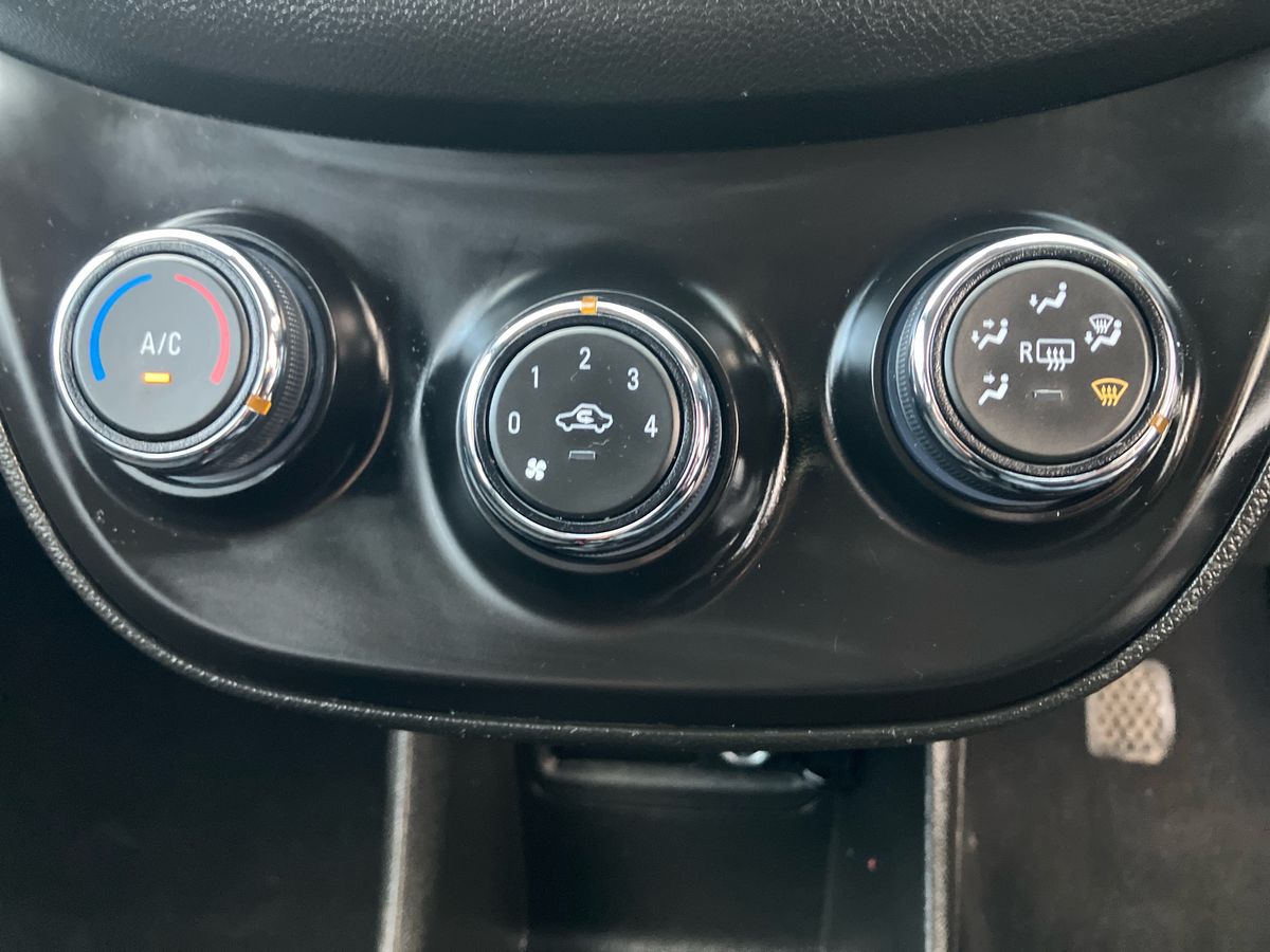 Used Vauxhall Viva 2019 for sale - 76892392: Photo 12