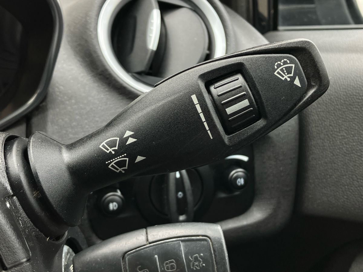 Used Ford Fiesta 2015 for sale - 76171215: Photo 29