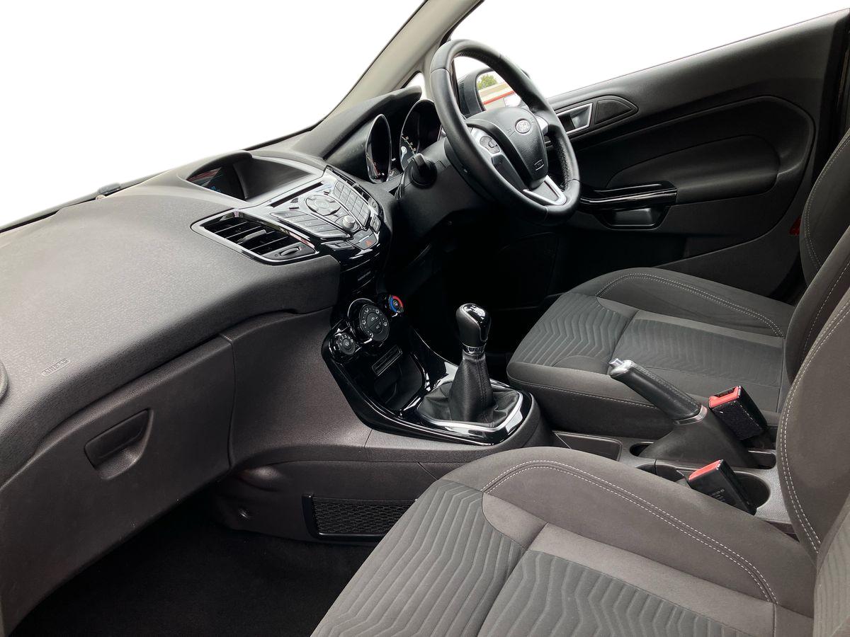 Used Ford Fiesta 2015 for sale - 76171215: Photo 6