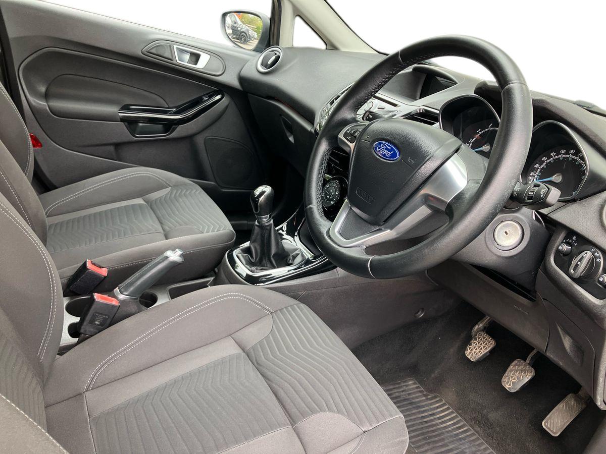 Used Ford Fiesta 2015 for sale - 76171215: Photo 8