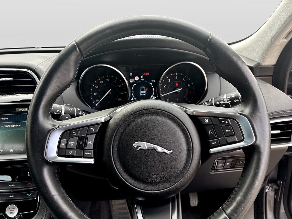 Used Jaguar F-Pace 2020 for sale - 78189928: Photo 60