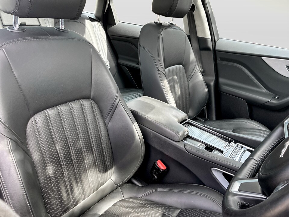 Used Jaguar F-Pace 2020 for sale - 78189928: Photo 68