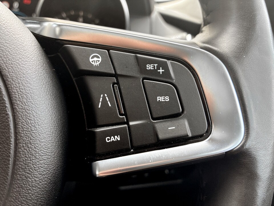 Used Jaguar F-Pace 2020 for sale - 78189928: Photo 78