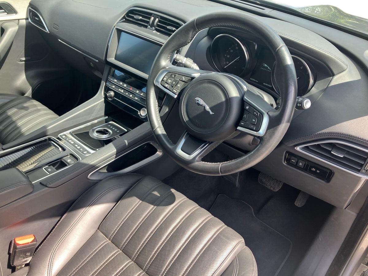 Used Jaguar F-Pace 2020 for sale - 78189928: Photo 8