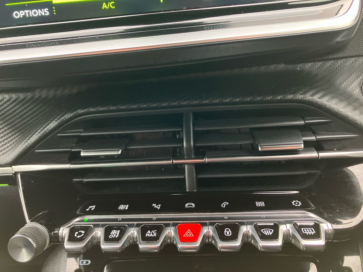 Used Peugeot 208 2022 for sale - 77136452: Photo 24