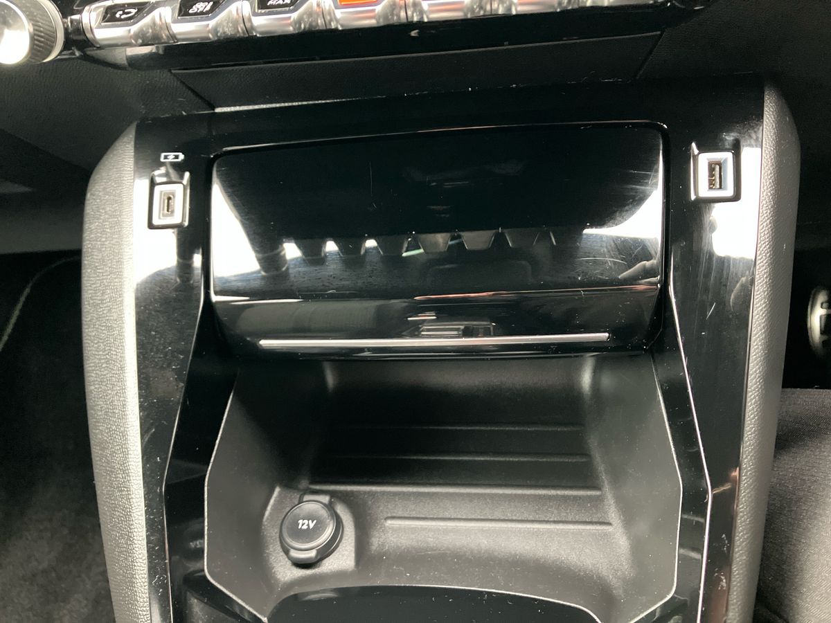 Used Peugeot 208 2022 for sale - 77136452: Photo 25