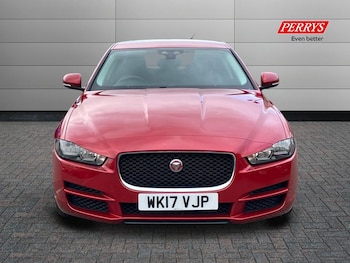 Used Jaguar XE 2017 for sale - 75785435: Photo