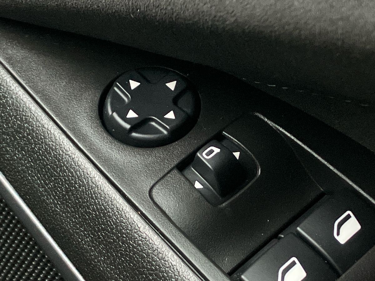 Used Vauxhall Crossland 2022 for sale - 77113697: Photo 36