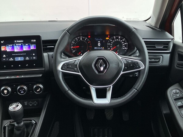 Used Renault Clio 2022 for sale - 76142117: Photo 16