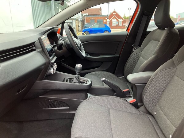 Used Renault Clio 2022 for sale - 76142117: Photo 30