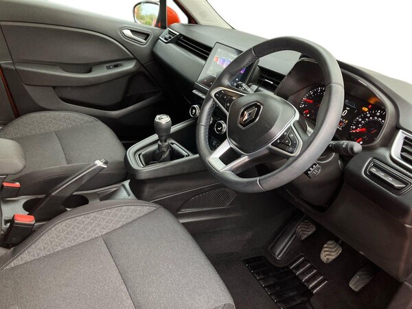 Used Renault Clio 2022 for sale - 76142117: Photo 9