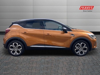 Used Renault Captur 2020 for sale - 75453103: Photo