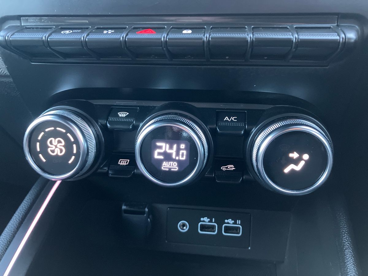 Used Renault Clio 2024 for sale - 76792514: Photo 12