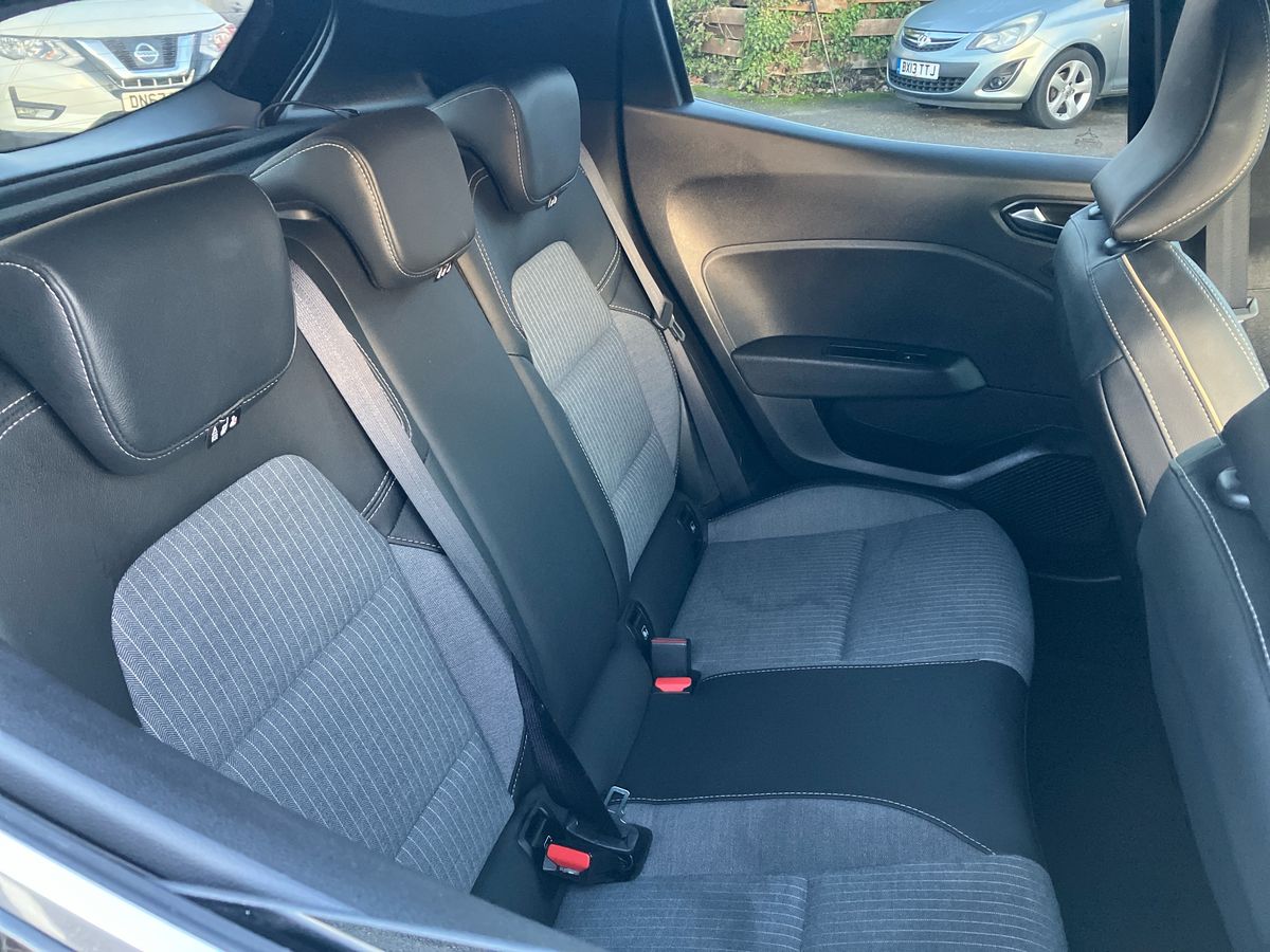 Used Renault Clio 2024 for sale - 76792514: Photo 27