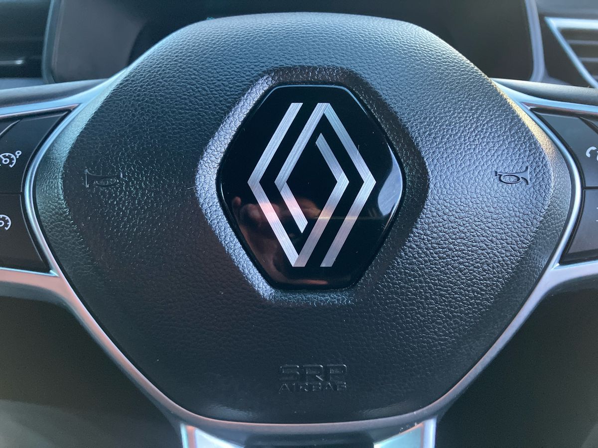 Used Renault Clio 2024 for sale - 76792514: Photo 37